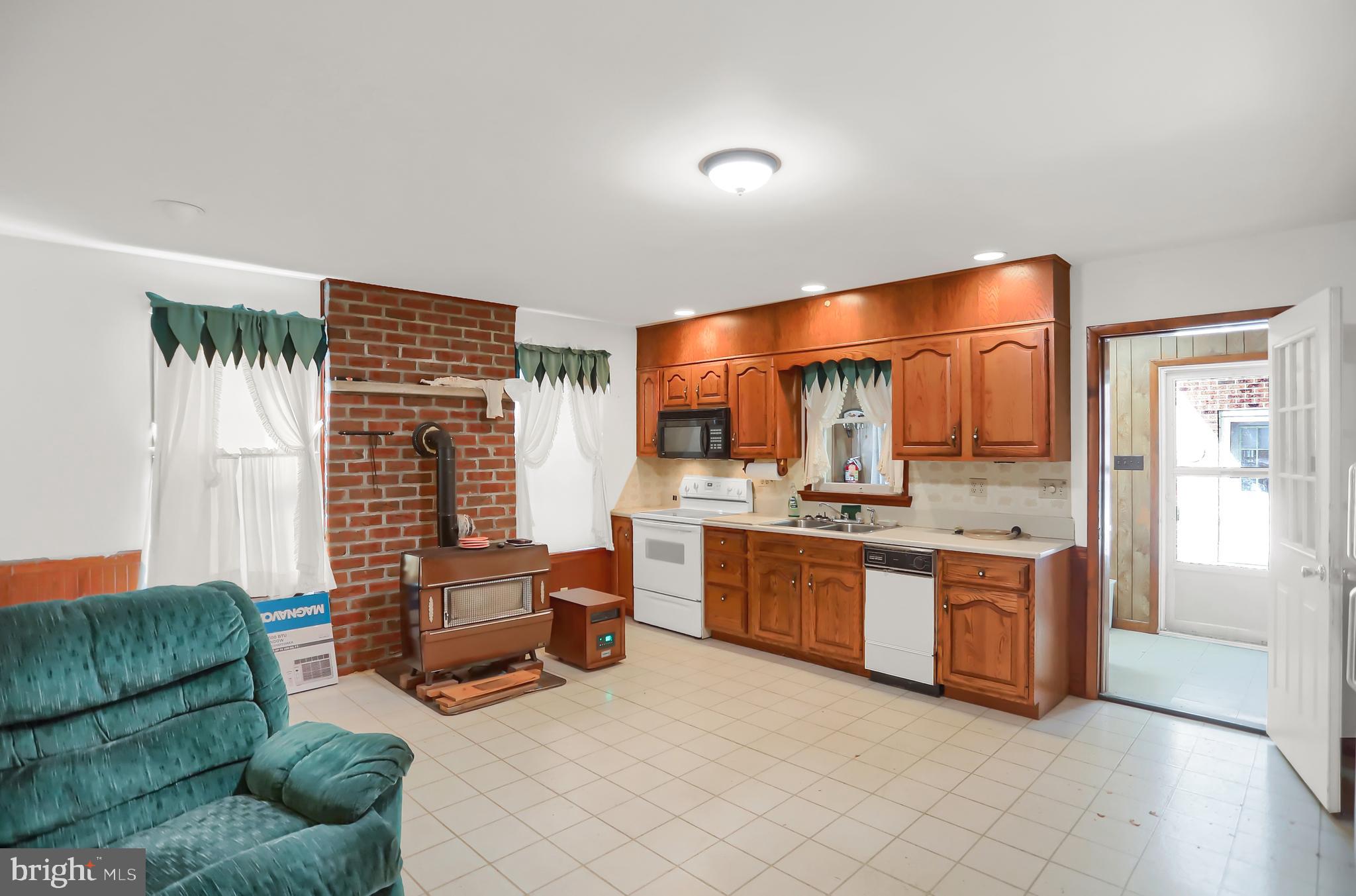4534 Raccoon Valley Road Millerstown, PA 17062 - Photo 9 of 150 Gallery Image 9