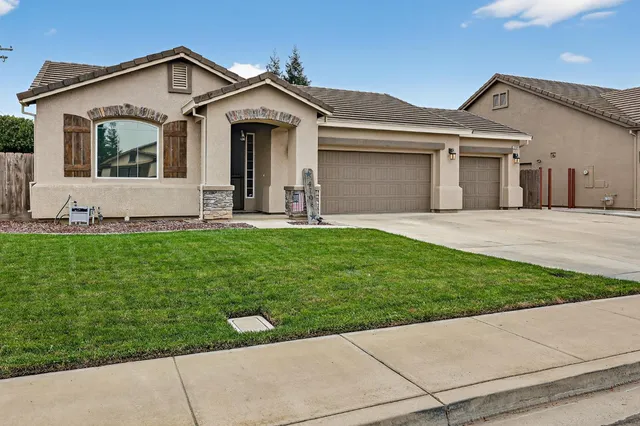 $489,000 | 4708 Navaho Court, Denair, CA 95316