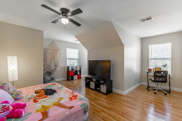 $475,000 | 1052 Trojan Run Drive, Soddy Daisy, TN 37379