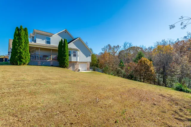 $475,000 | 1052 Trojan Run Drive, Soddy Daisy, TN 37379