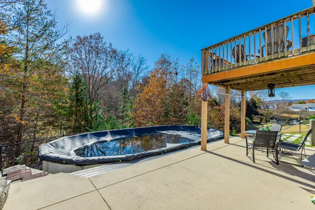 $475,000 | 1052 Trojan Run Drive, Soddy Daisy, TN 37379