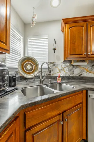 $475,000 | 1052 Trojan Run Drive, Soddy Daisy, TN 37379