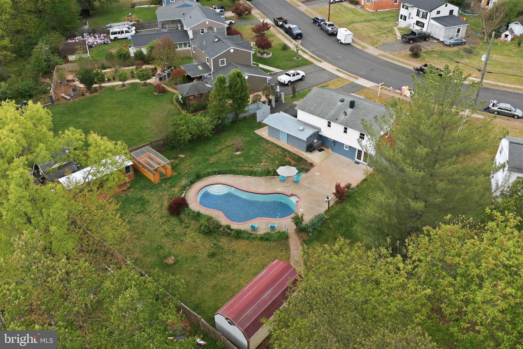 9609 Norfolk Street Manassas, VA 20109 - Photo 15 of 37 an aerial view of residential houses with outdoor space