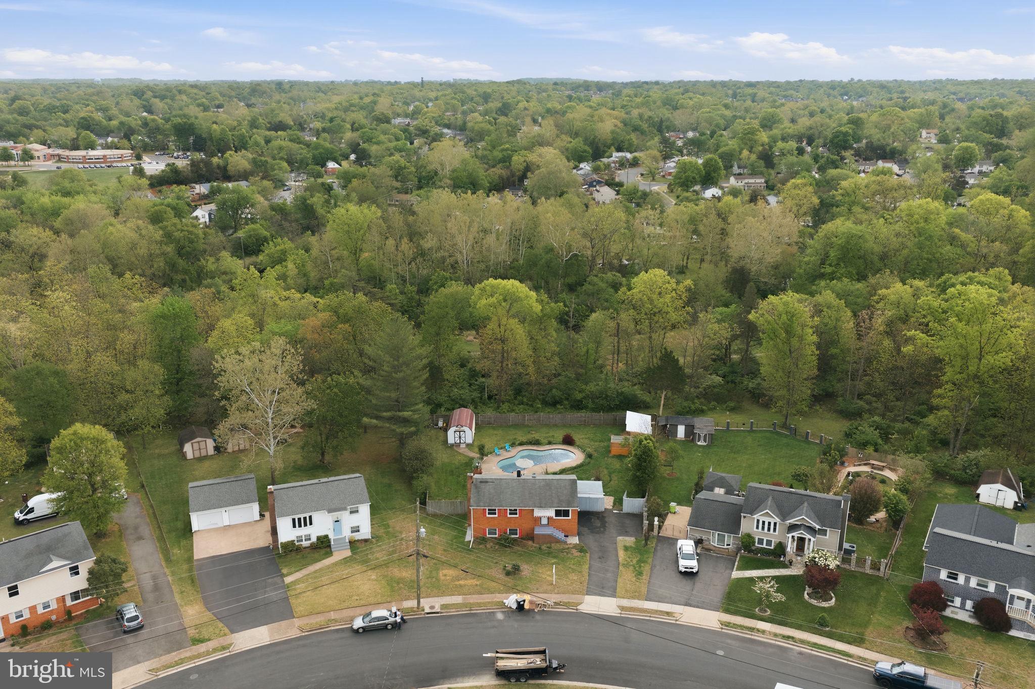9609 Norfolk Street Manassas, VA 20109 - Photo 35 of 37 an aerial view of multiple house