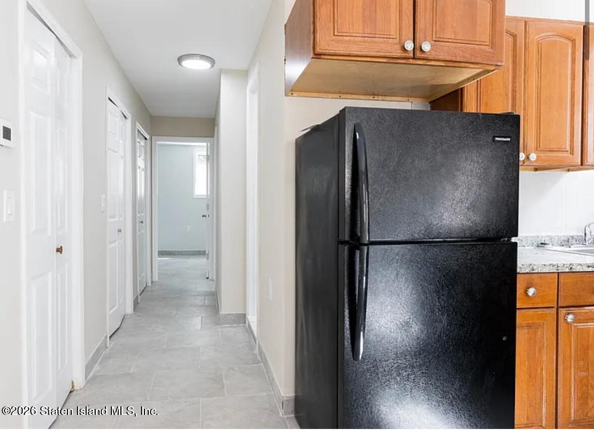 26 Robin Road Staten Island, NY 10305 - Photo 7 of 18 ROBIN RD 8