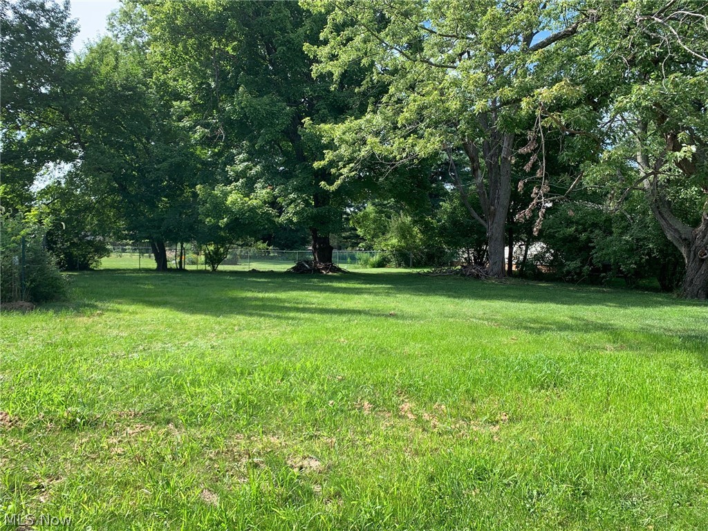 5991 Wilson Mills Road Cleveland, OH 44143 - Photo 2 of 21