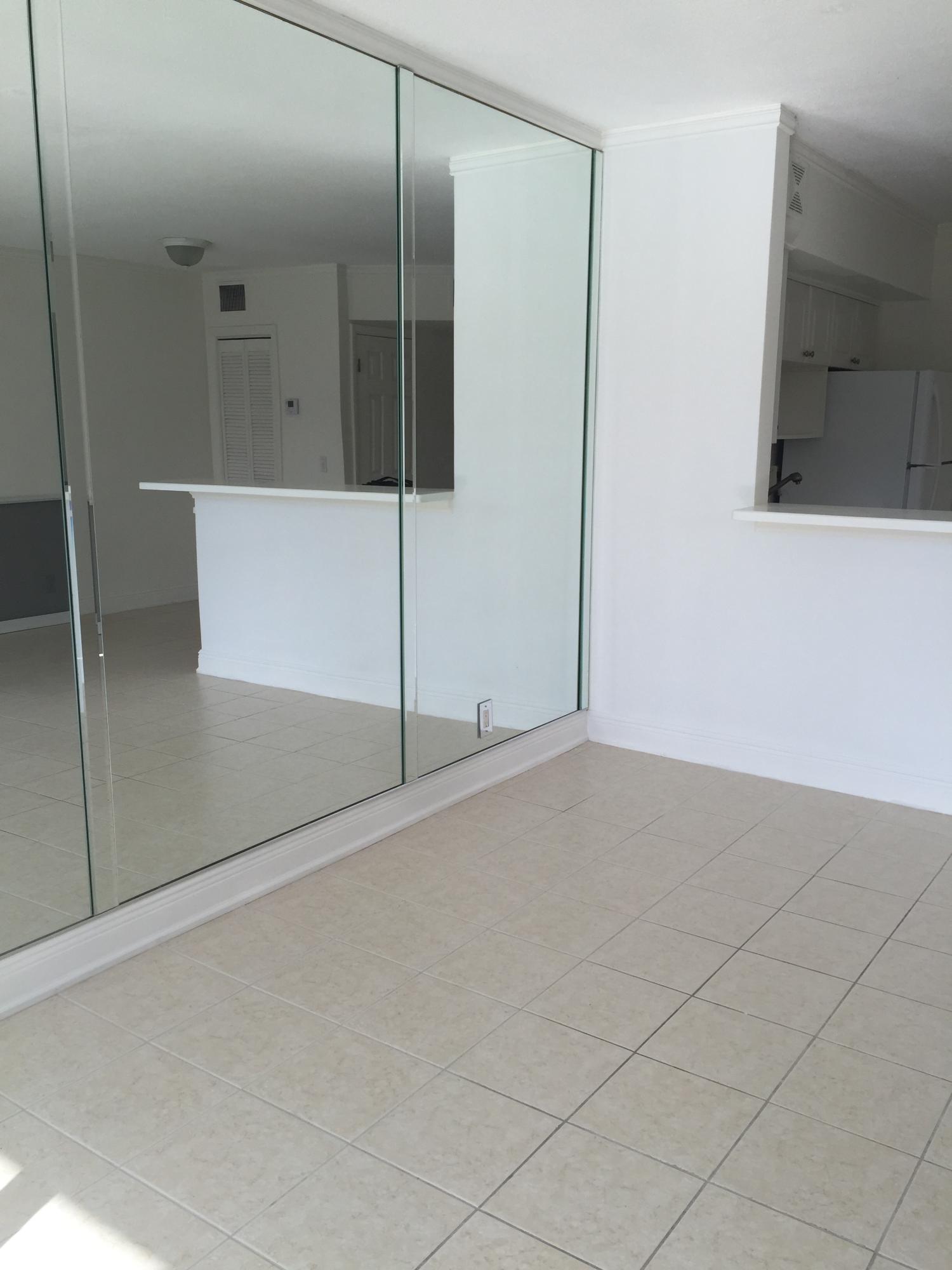 55 Northeast Spanish Trail, Unit 202 Boca Raton, FL 33432 - Photo 9 of 27 IMG_9570