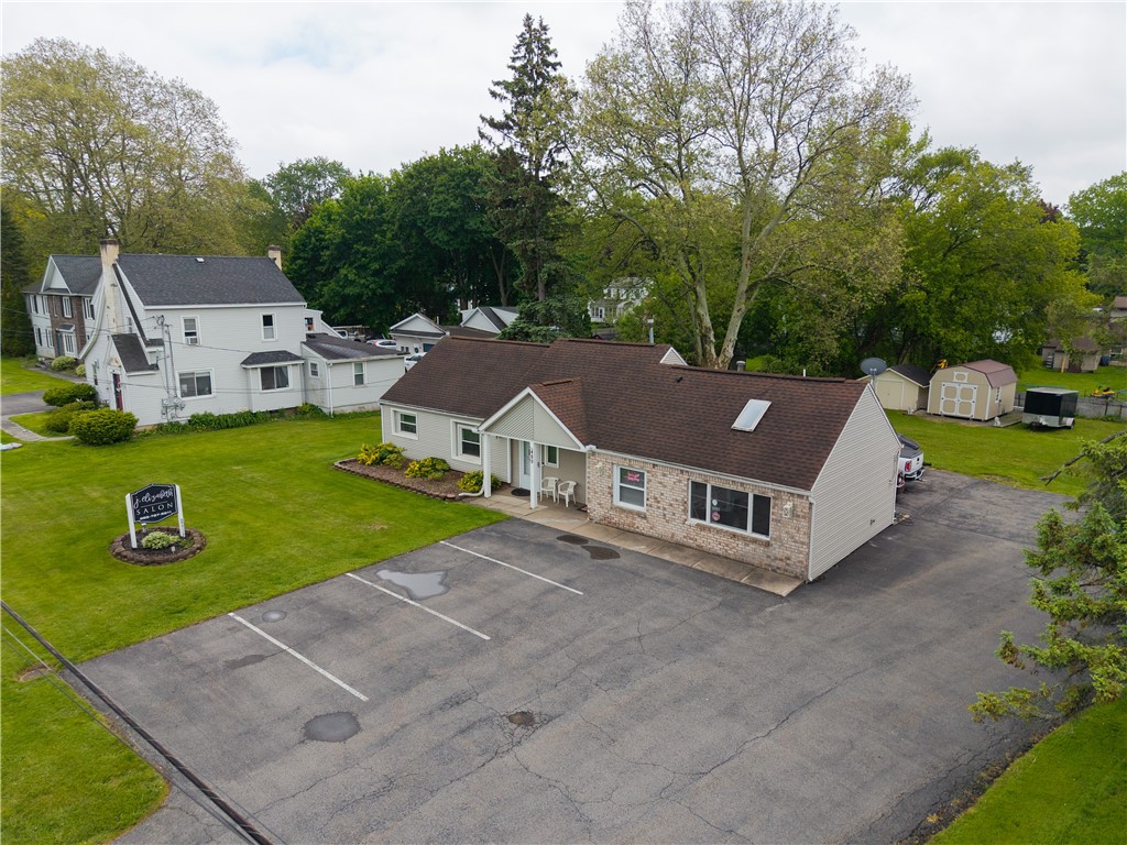 489 Plank Road Penfield, NY 14580 - Photo 2 of 47