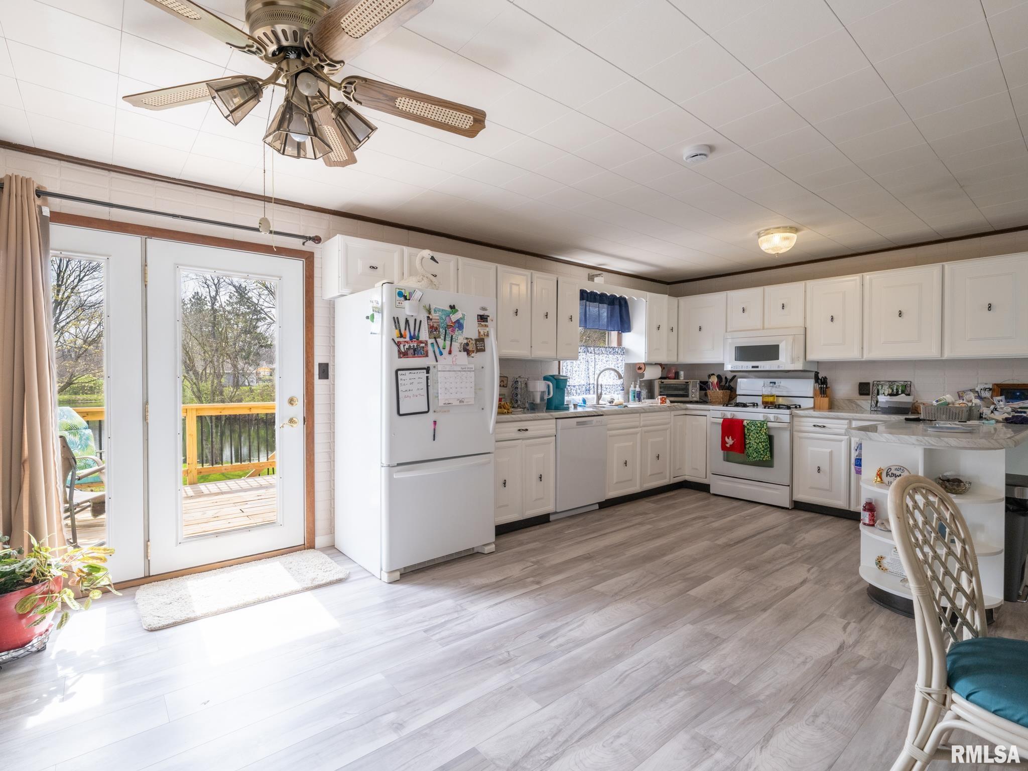 7340 West Lancaster Road Peoria, IL 61607 - Photo 14 of 51