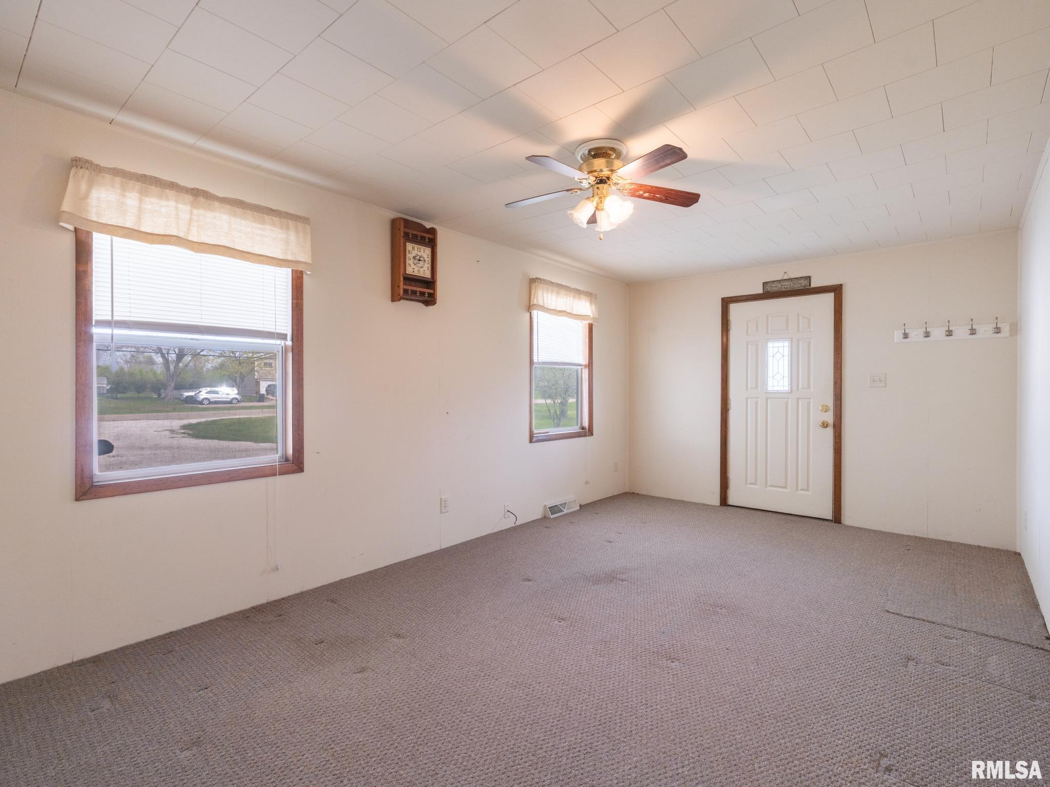 7340 West Lancaster Road Peoria, IL 61607 - Photo 15 of 51