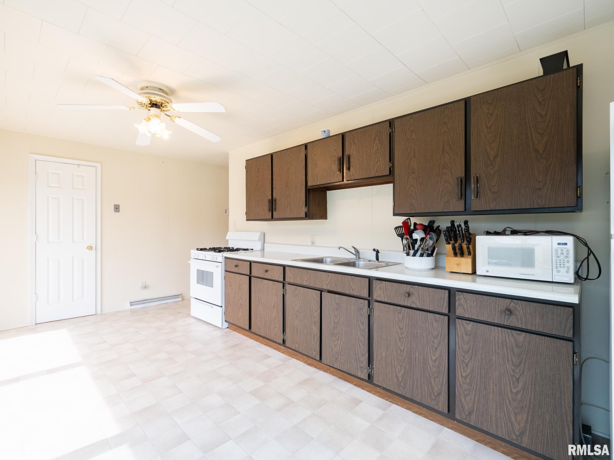 7340 West Lancaster Road Peoria, IL 61607 - Photo 24 of 51