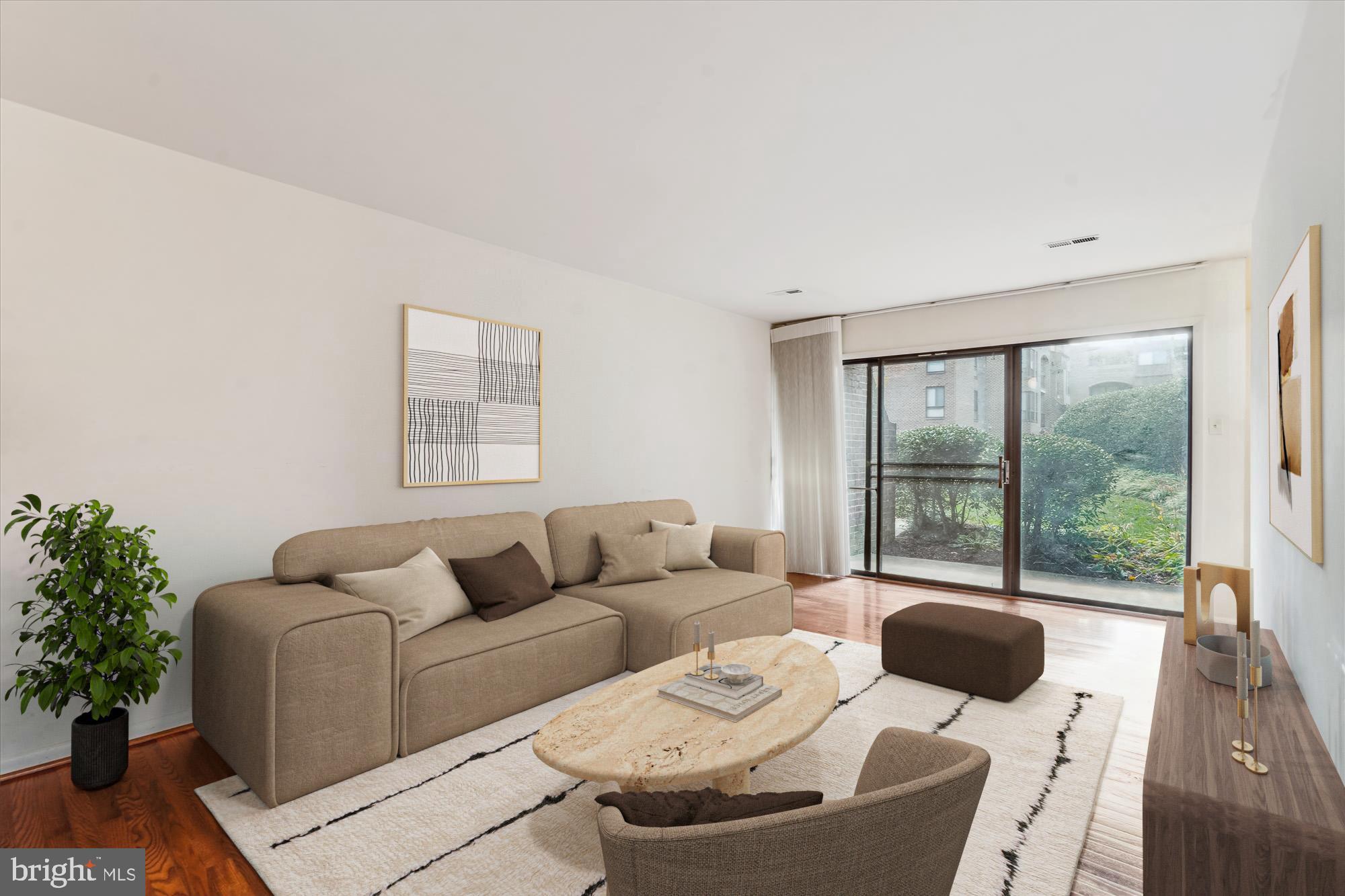 11224 Chestnut Grove Square, Unit 11224125 Reston, VA 20190 - Photo 2 of 42 Open Living Space