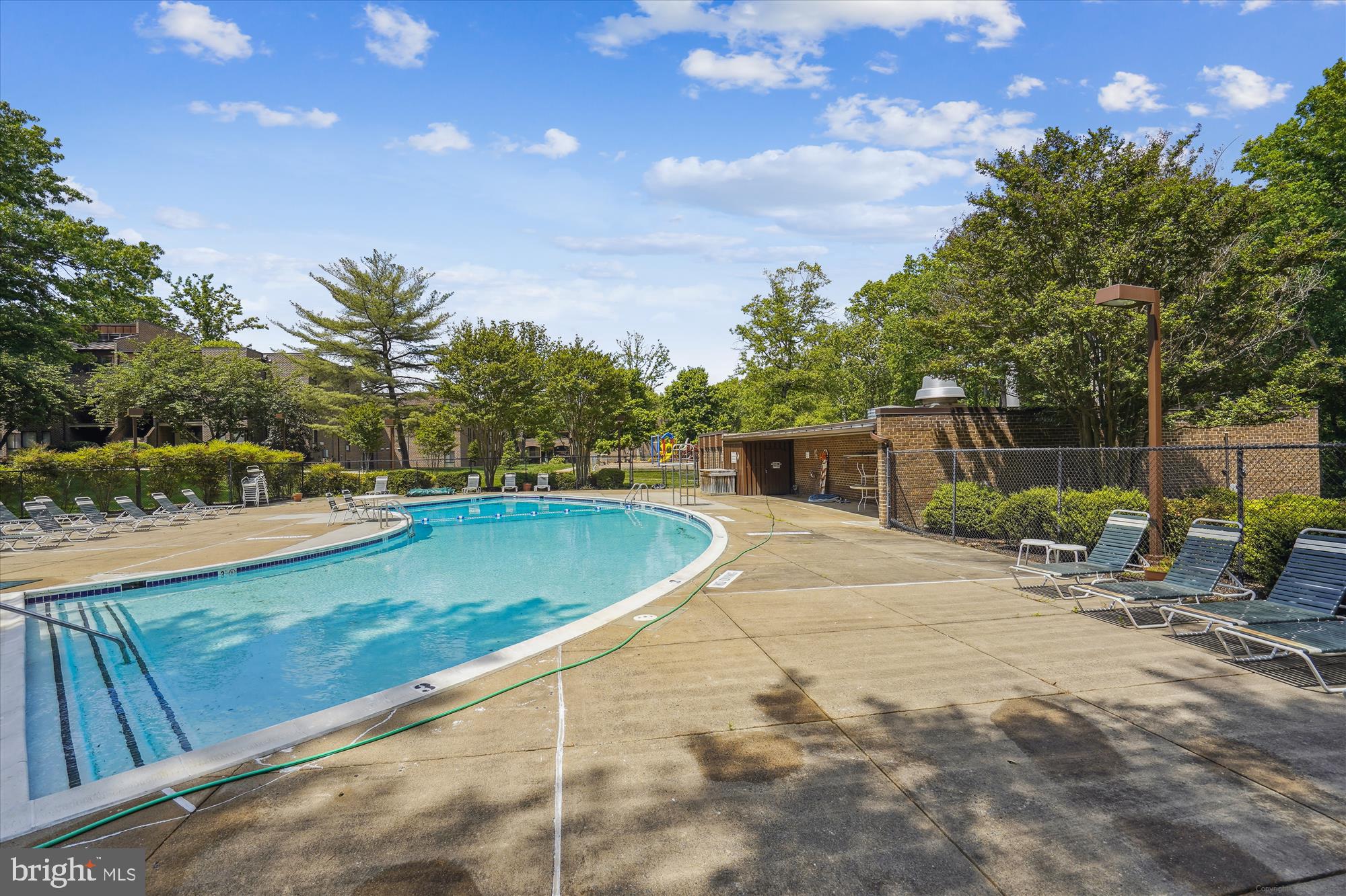 11224 Chestnut Grove Square, Unit 11224125 Reston, VA 20190 - Photo 21 of 42 Amenities