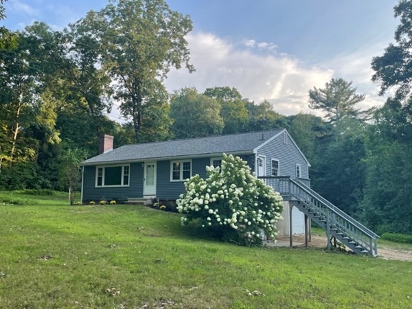 71 Waite Corner Road North Brookfield, MA 01535 - Photo 1 of 11 Gallery Image 1