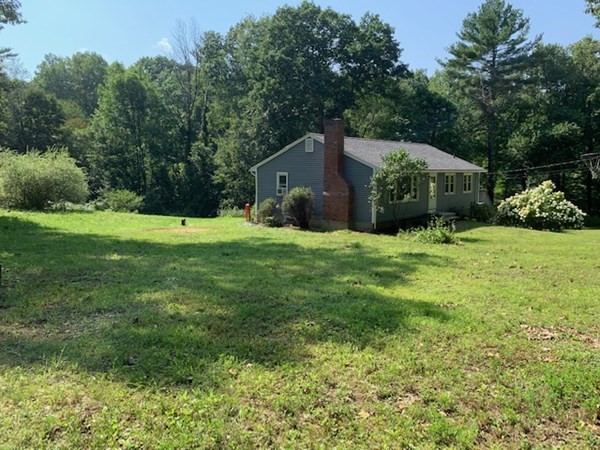 71 Waite Corner Road North Brookfield, MA 01535 - Photo 9 of 11 Gallery Image 9