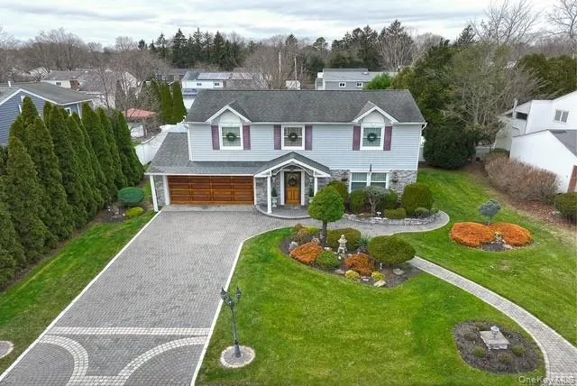 $889,000 | 8 Brookstan Road, Nesconset, NY 11767