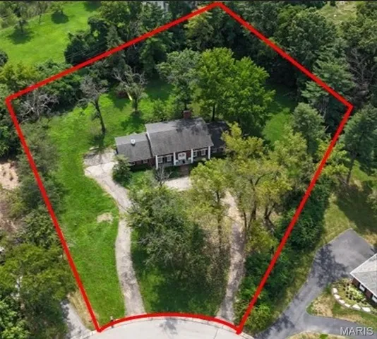 $3,395,000 | 11758 Westham Drive, Town and Country, MO 63131