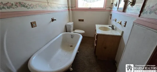 $104,900 | 210 Welsh Street, Kane, PA 16735