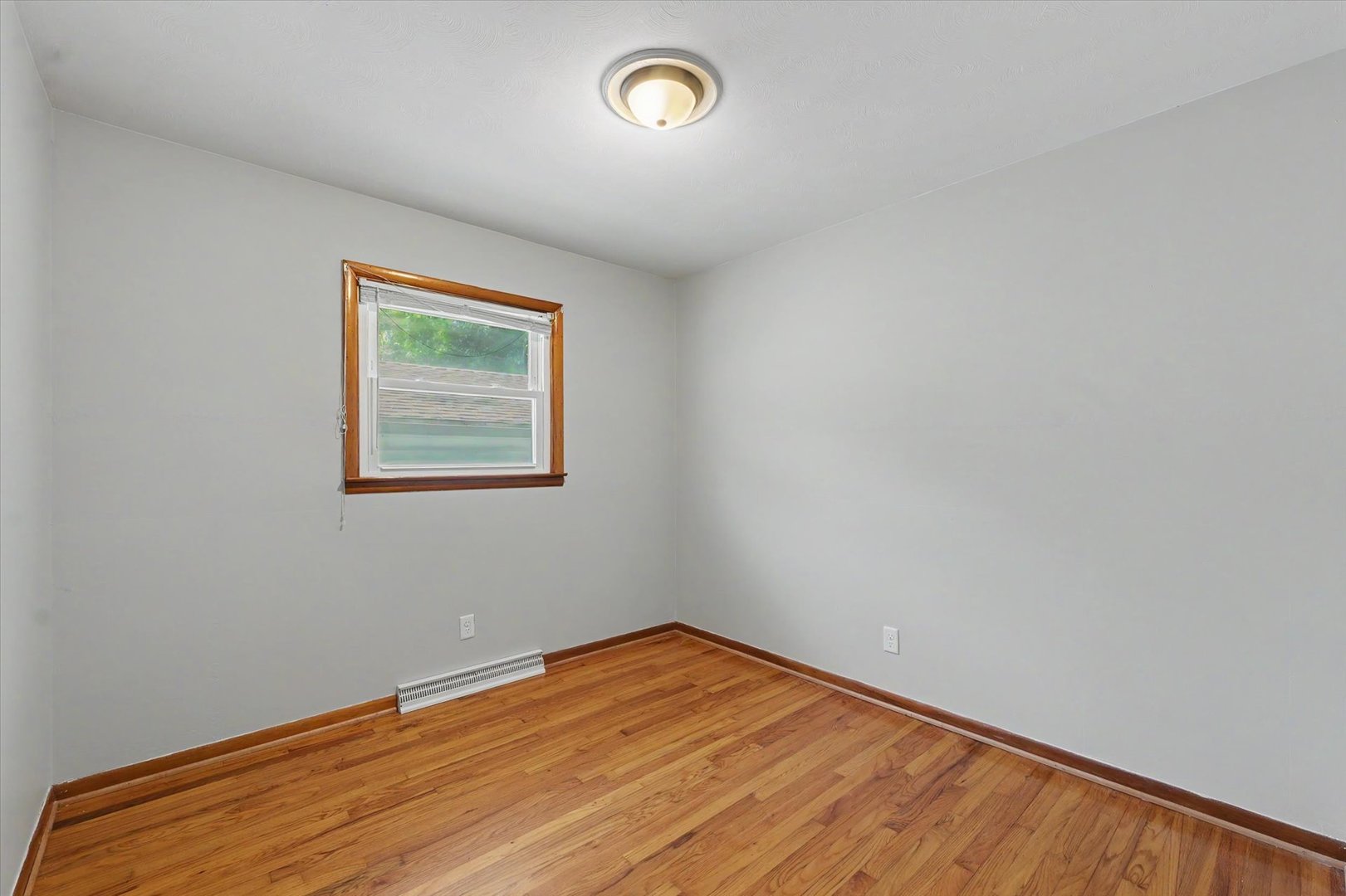 2409 West John Street Champaign, IL 61821 - Photo 18 of 25