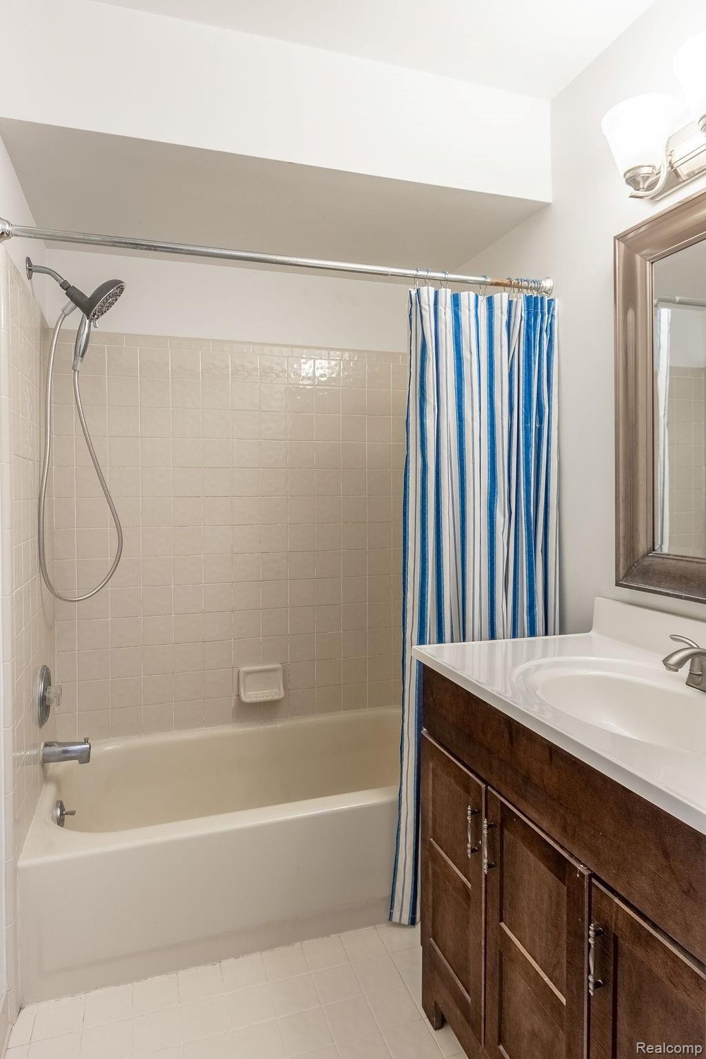 1759 West Predmore Road Oakland, MI 48363 - Photo 25 of 32 Final-41.jpg