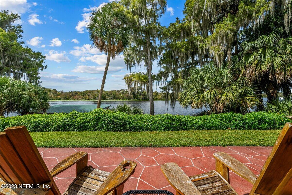 319 East Buffalo Bluff Road Satsuma, FL 32189 - Photo 4 of 50 27-JWLeePhoto-2737