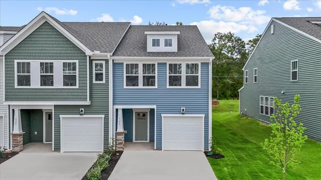 $219,990 | 529 West Norvell Court, Spartanburg, SC 29307