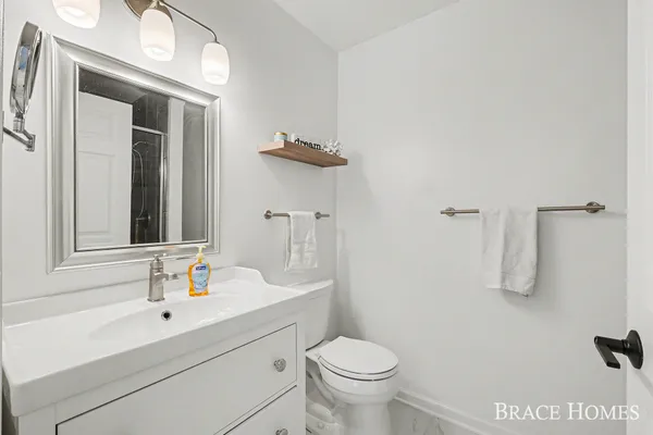 $299,900 | 3369 Clear Vista Court Northeast, Grand Rapids, MI 49525