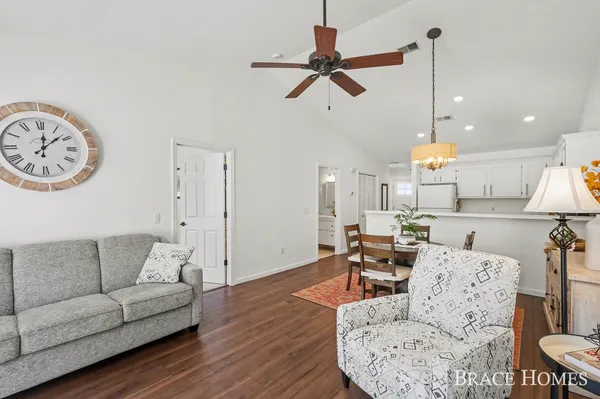 $299,900 | 3369 Clear Vista Court Northeast, Grand Rapids, MI 49525