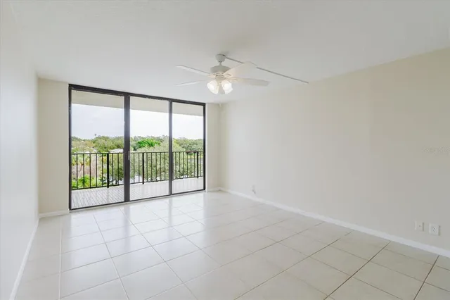 $425,000 | 100 Oakmont Lane, Unit 507, Belleair, FL 33756