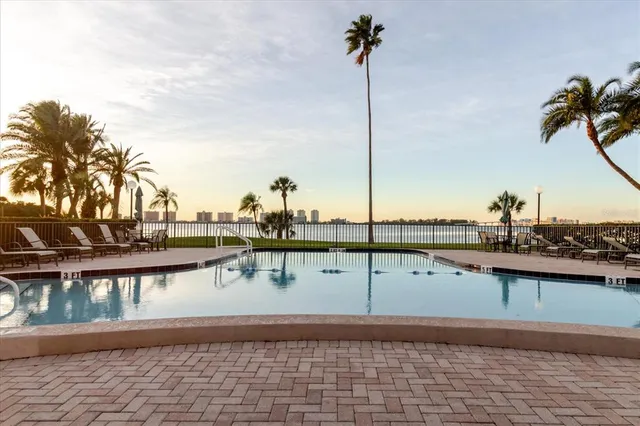 $425,000 | 100 Oakmont Lane, Unit 507, Belleair, FL 33756