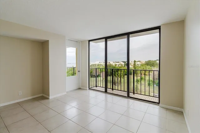 $425,000 | 100 Oakmont Lane, Unit 507, Belleair, FL 33756