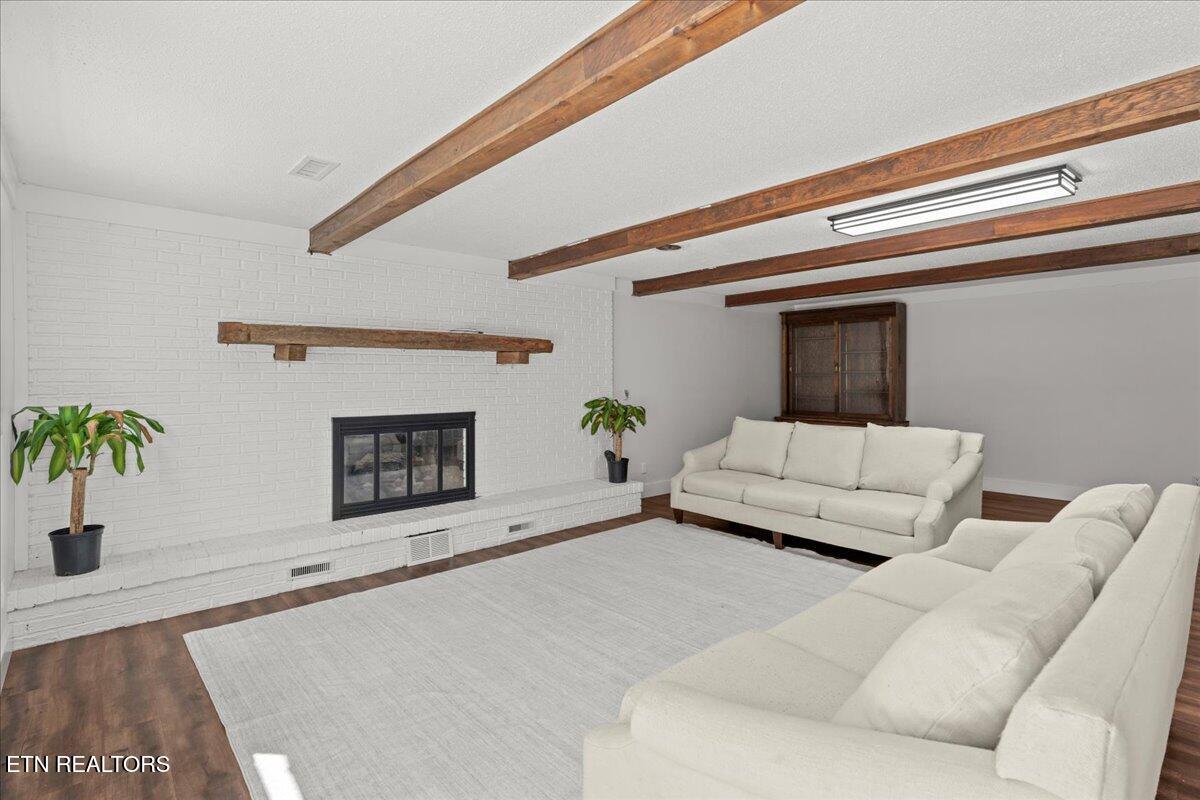 8528 Heiskell Road Powell, TN 37849 - Photo 22 of 42 22-Rec Room