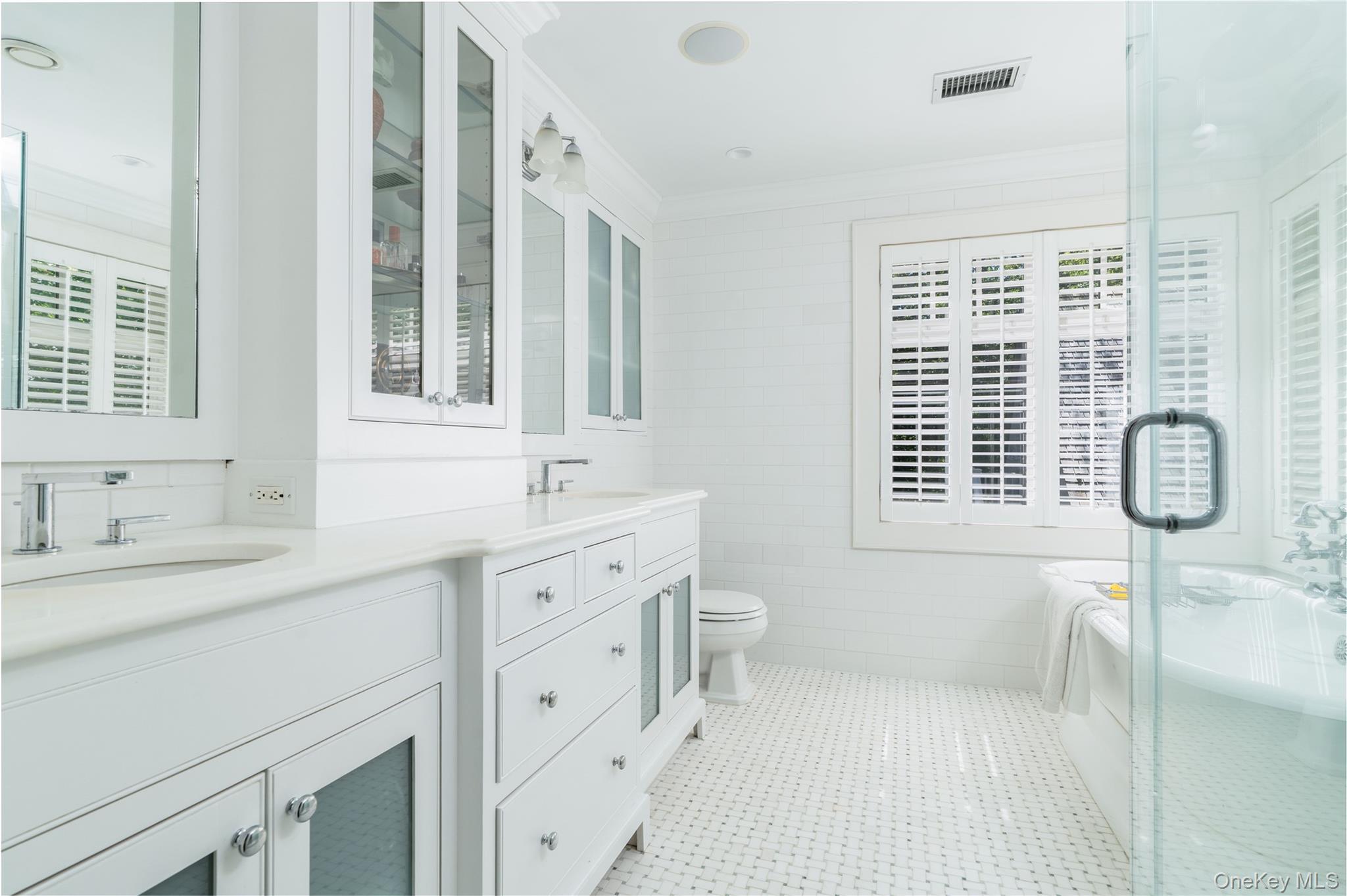 141 Washington Spring Road Palisades, NY 10964 - Photo 33 of 50 a spacious bathroom with double vanity sink a mirror and a bathtub