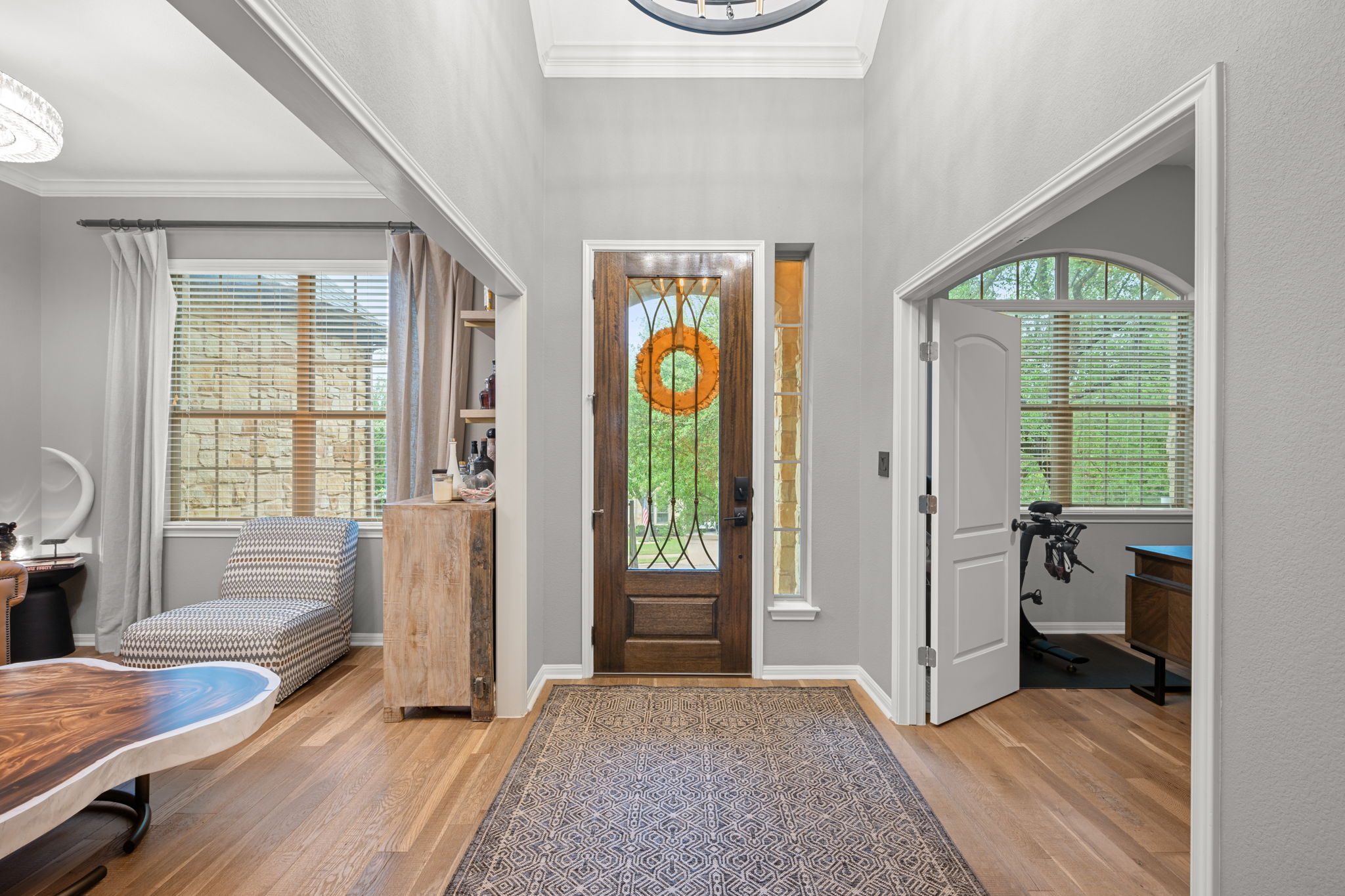 12109 Montclair Bend Austin, TX 78732 - Photo 5 of 39
