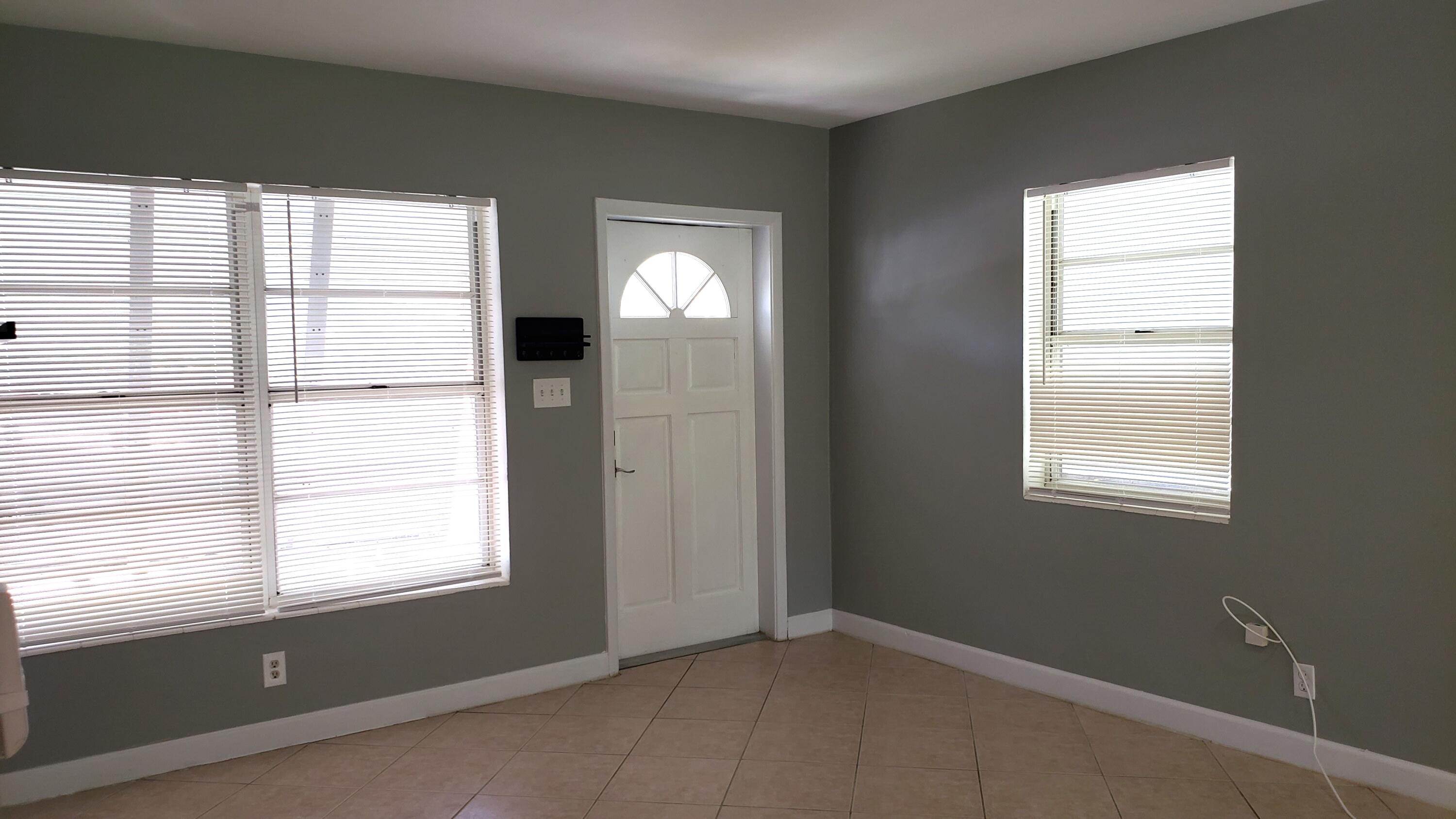 1227 20th Key Key West, FL 33040 - Photo 9 of 28 20230813_124450