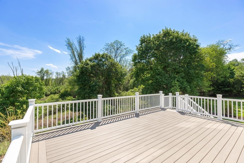 320 Concord Avenue Lexington, MA 02421 - Photo 35 of 40