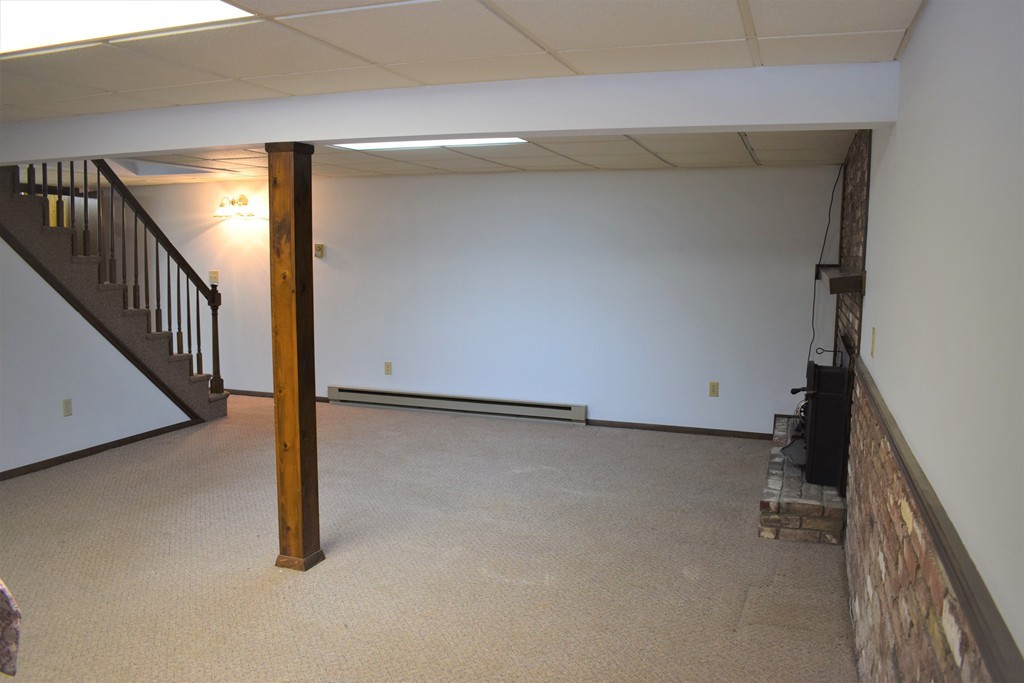 11 Blueberry Lane Rutland, MA 01543 - Photo 16 of 24