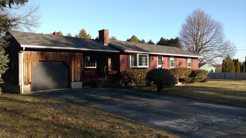 11 Blueberry Lane Rutland, MA 01543 - Photo 3 of 24