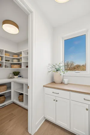 $1,286,048 | 730 Ensconced Way, Chaska, MN 55318