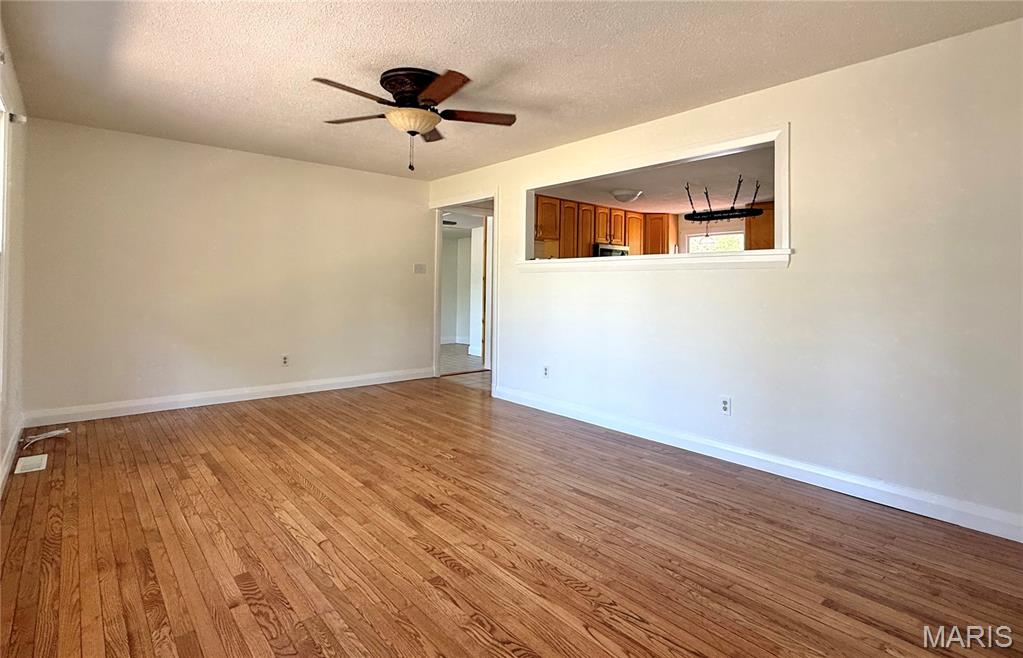 3742 State Rd Z Hillsboro, MO 63050 - Photo 6 of 54