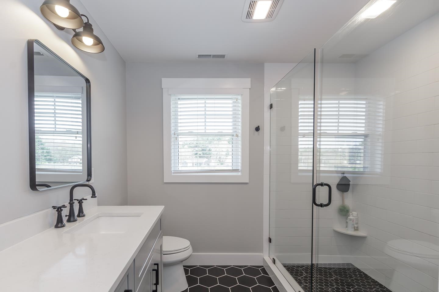 18 Caymus Ridge Salem, NH 03079 - Photo 33 of 46