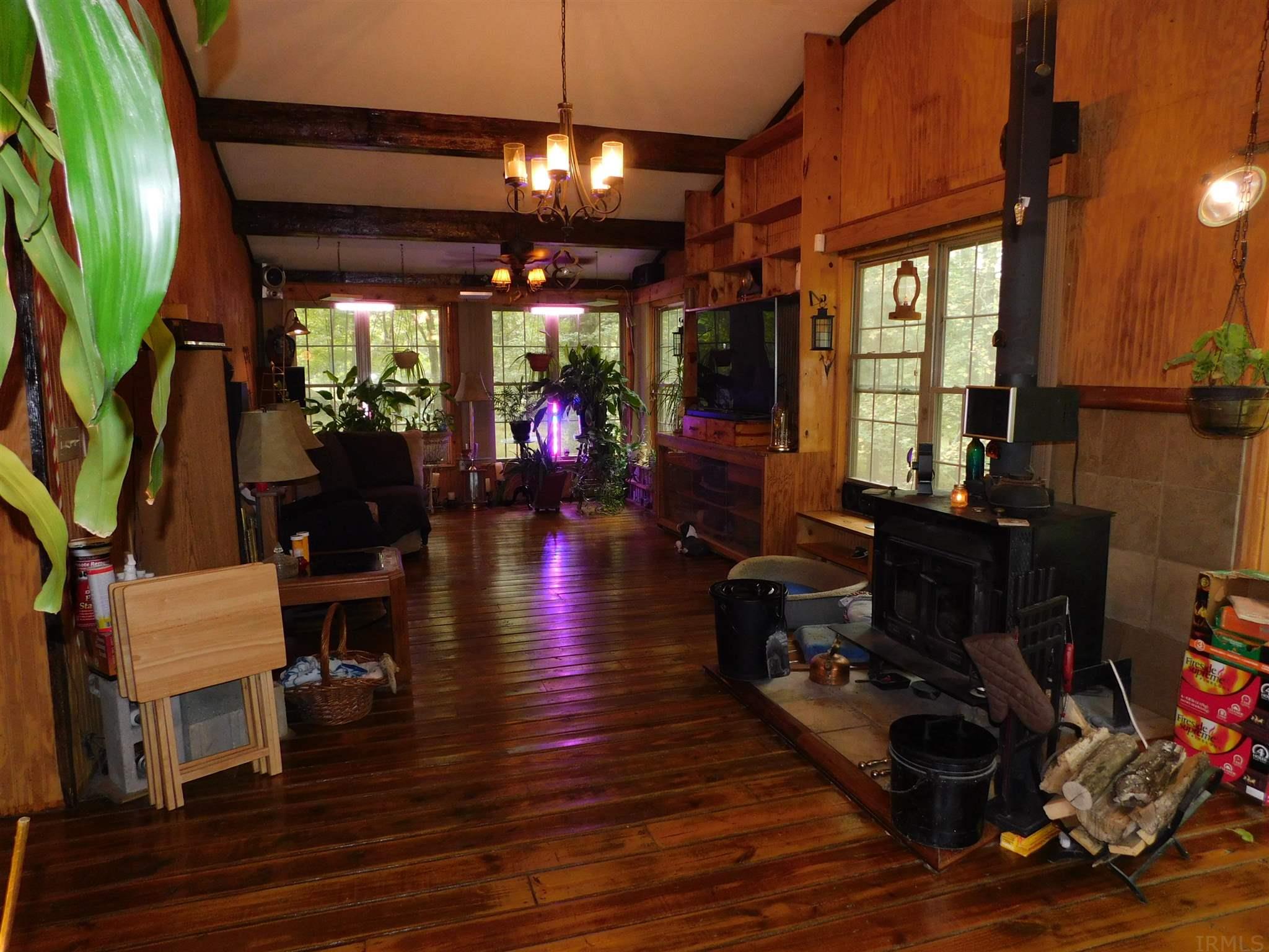 15419 Flower Gap Road Borden, IN 47106 - Photo 26 of 36 Gallery Image 26
