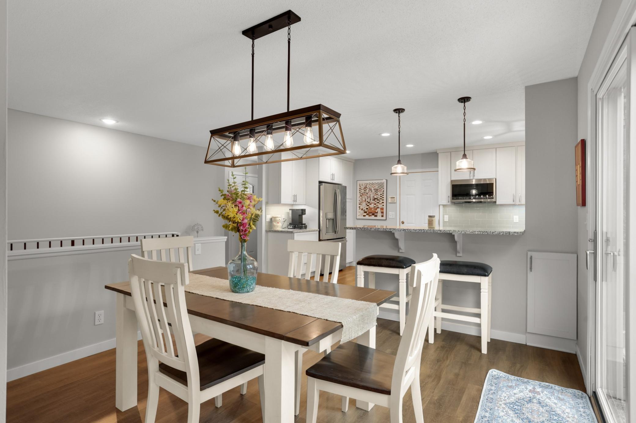 9943 Morris Road Bloomington, MN 55437 - Photo 10 of 40 Gallery Image 10