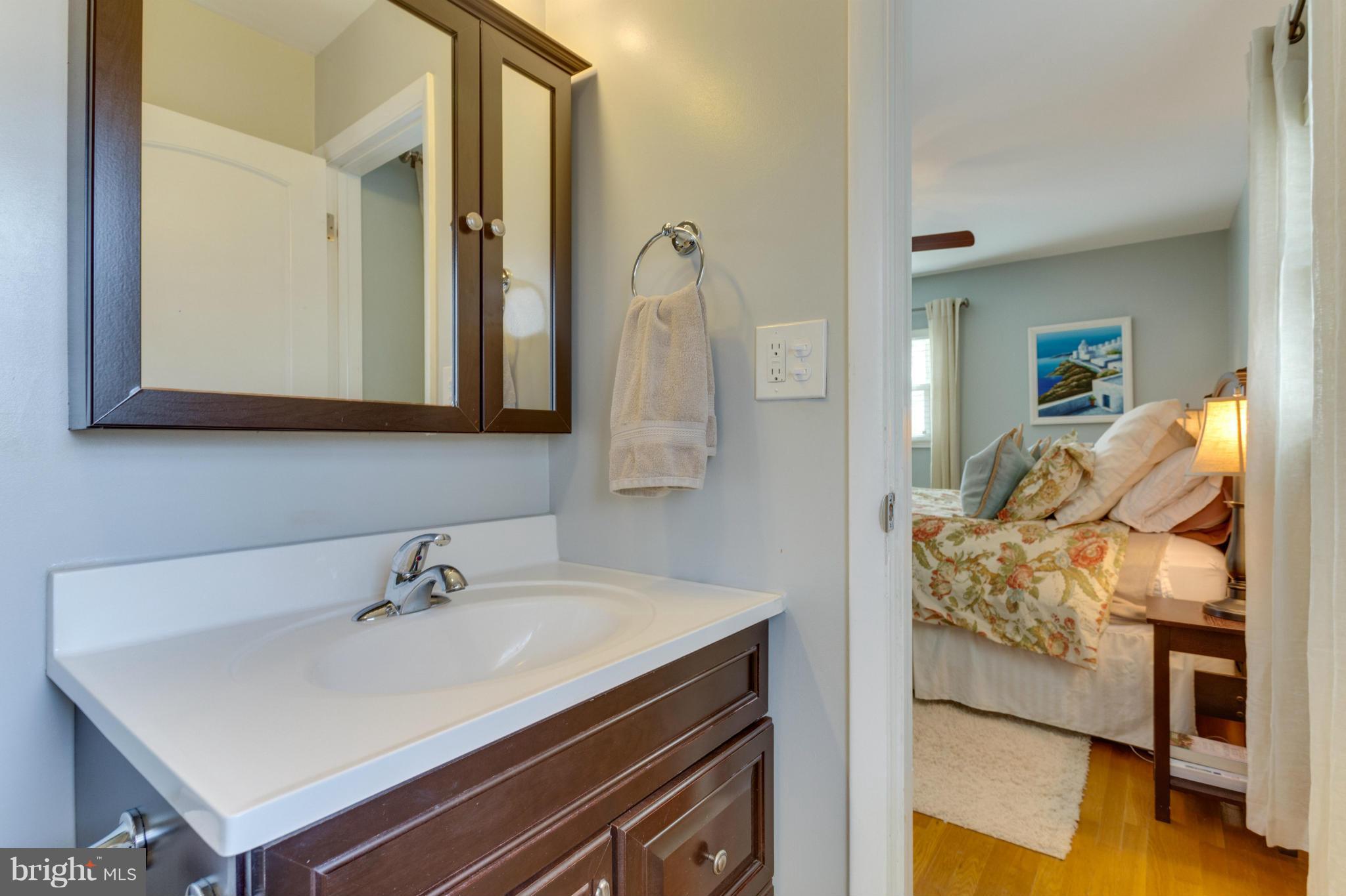 8814 Fort Hunt Road Alexandria, VA 22308 - Photo 15 of 30 Updated master bath
