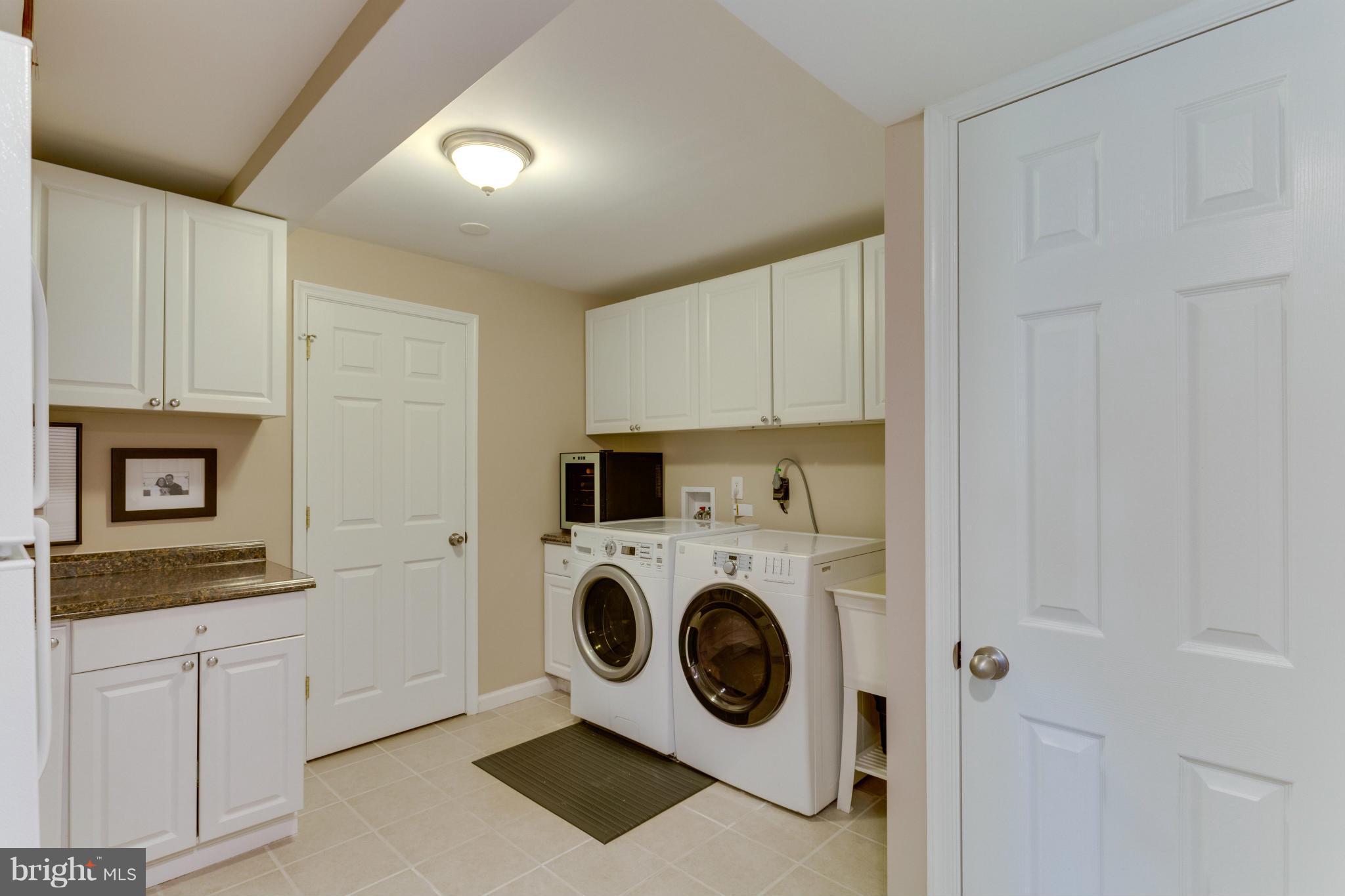 8814 Fort Hunt Road Alexandria, VA 22308 - Photo 26 of 30 Newly finished laundry rm w new washing machine
