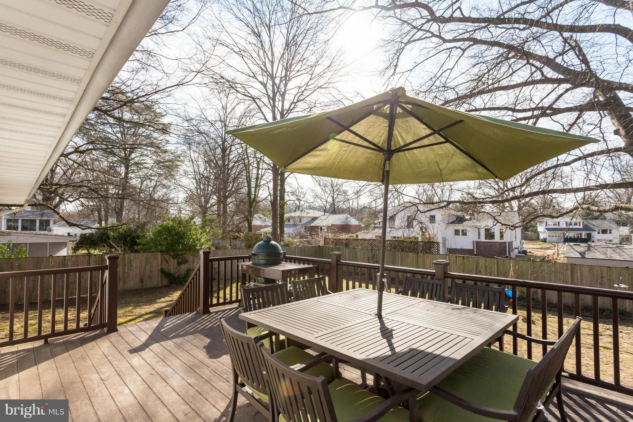 8814 Fort Hunt Road Alexandria, VA 22308 - Photo 27 of 30 Trex deck w stair lights overlooks lovely backyard