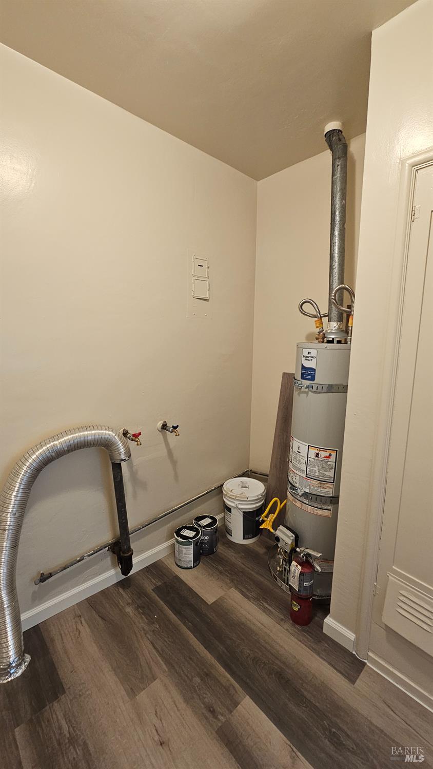 1448 Rice Street, Unit A Vallejo, CA 94590 - Photo 2 of 8 a view of a room with utility room