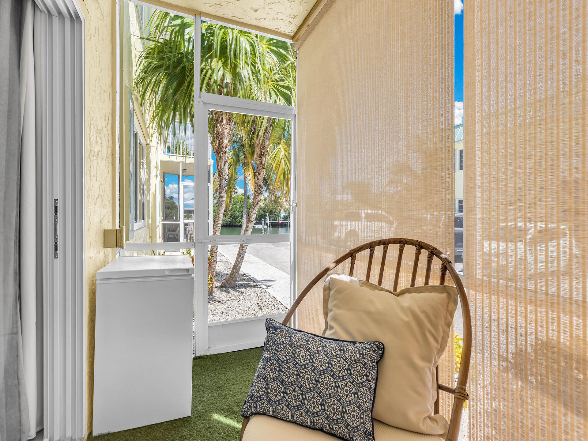 109 Ave D, Unit 305 Marathon, FL 33050 - Photo 25 of 41 a view of balcony and patio