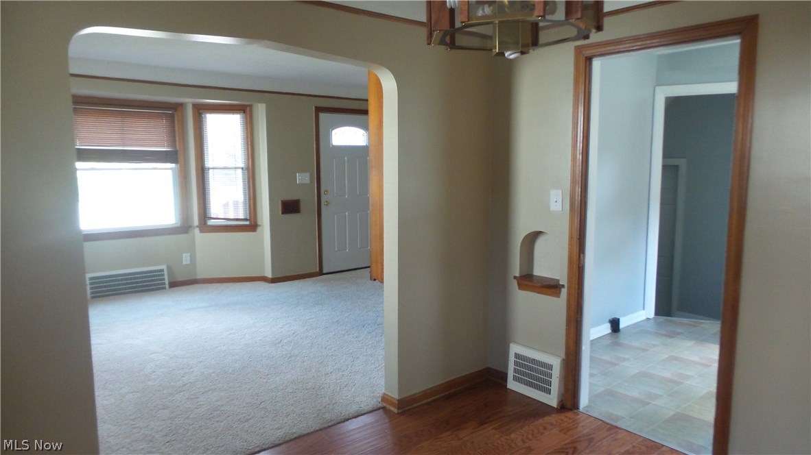 4034 Ellison Road South Euclid, OH 44121 - Photo 5 of 17 Gallery Image 5