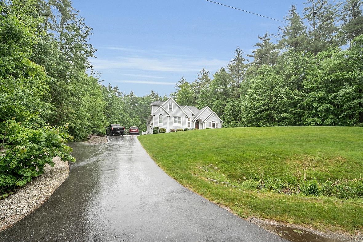 24 Gulf Road Derry, NH 03038 - Photo 34 of 40